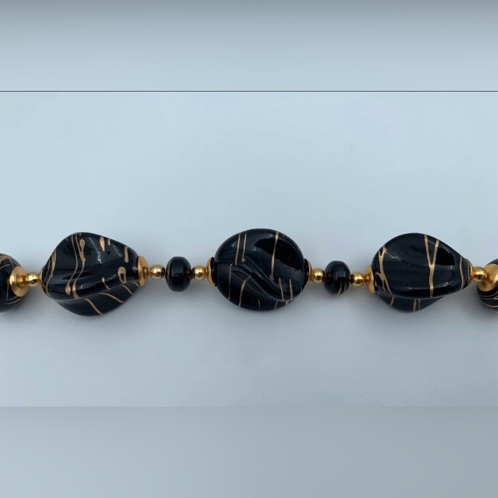 Vintage Jet Black Lucite Gold Color Drizzle Beaded Necklace Chunky Retro Jewelry - Picture 4 of 4